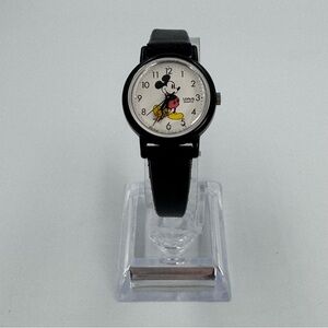 Vintage Lorus Mickey Mouse Plastic Youth Watch Working Mickey Hands WR